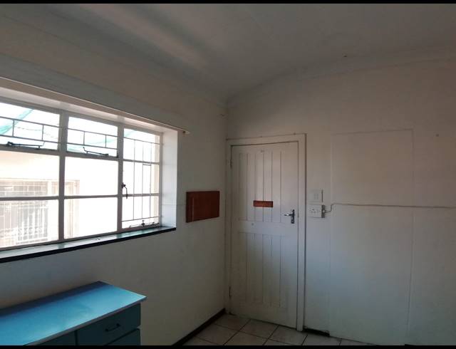 3 BEDROOM FREEHOLD SOLD IN STILFONTEIN EXT 1
